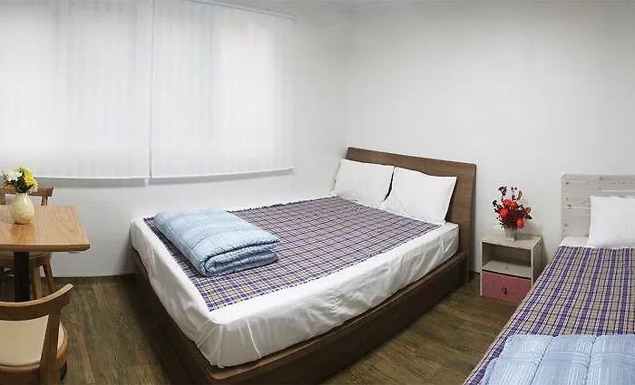 Family & Friends House Apartment Seoul