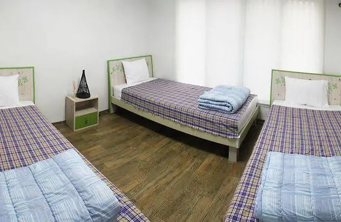 Family & Friends House Apartment *